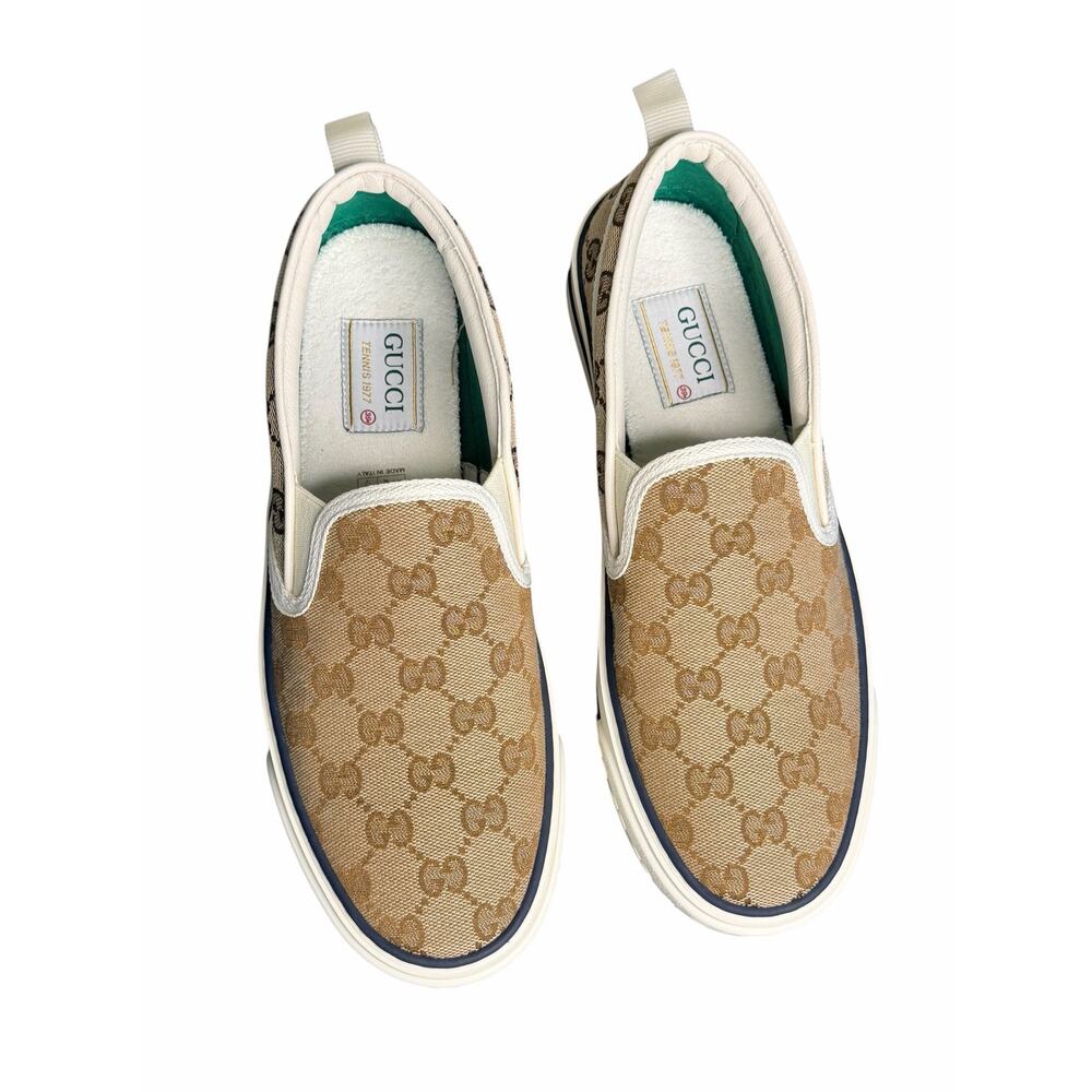 Gucci NIB 1977 Tennis Slip-On Sneaker in Beige Coated Canvas Monogram Size
39.5 - Picture 5 of 11